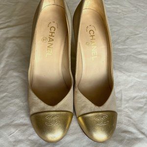 Chanel Heels Escarpins Heels Beige Gold Toe